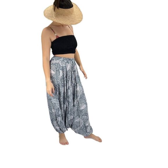 Apau ~ Gender Fluid Alladin Gypsy Pants Gray White Tropical Floral Leaf Design - Picture 14 of 16